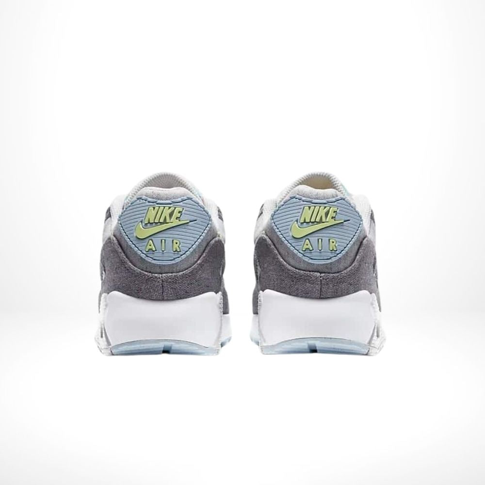 Rear view of the Air Max