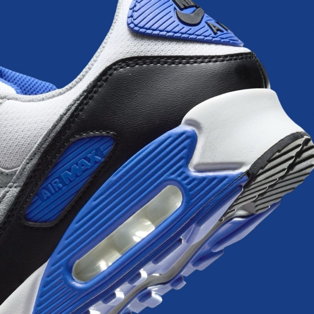 Nike Air Max 90 "Hyper Royal"