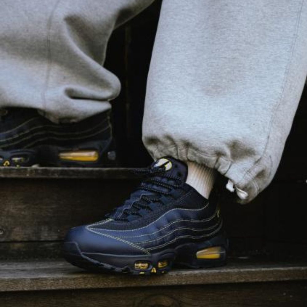 Air Max 95 "Michigan"
