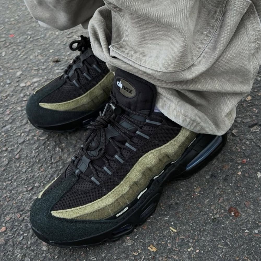 On-foot of the Air Max