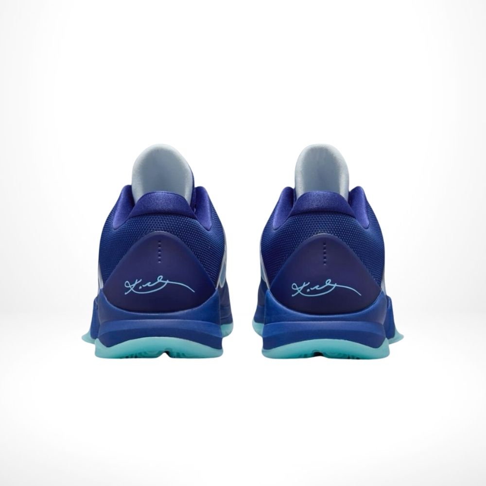 Rear view of Nike Kobe
